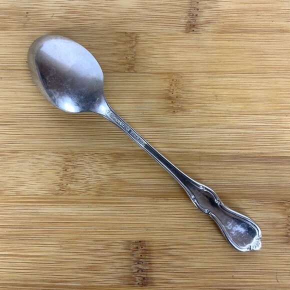 Reed & Barton Stainless Steel Camelot ONE Teaspoon Vintage Discontinued Pattern - Picture 2 of 4